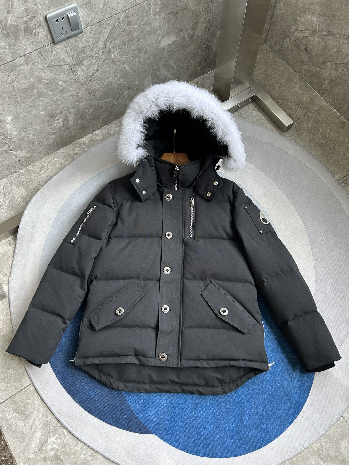 Moose Knuckles Down Jacket